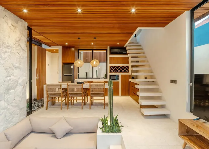 Blacksand Villas Echo Beach